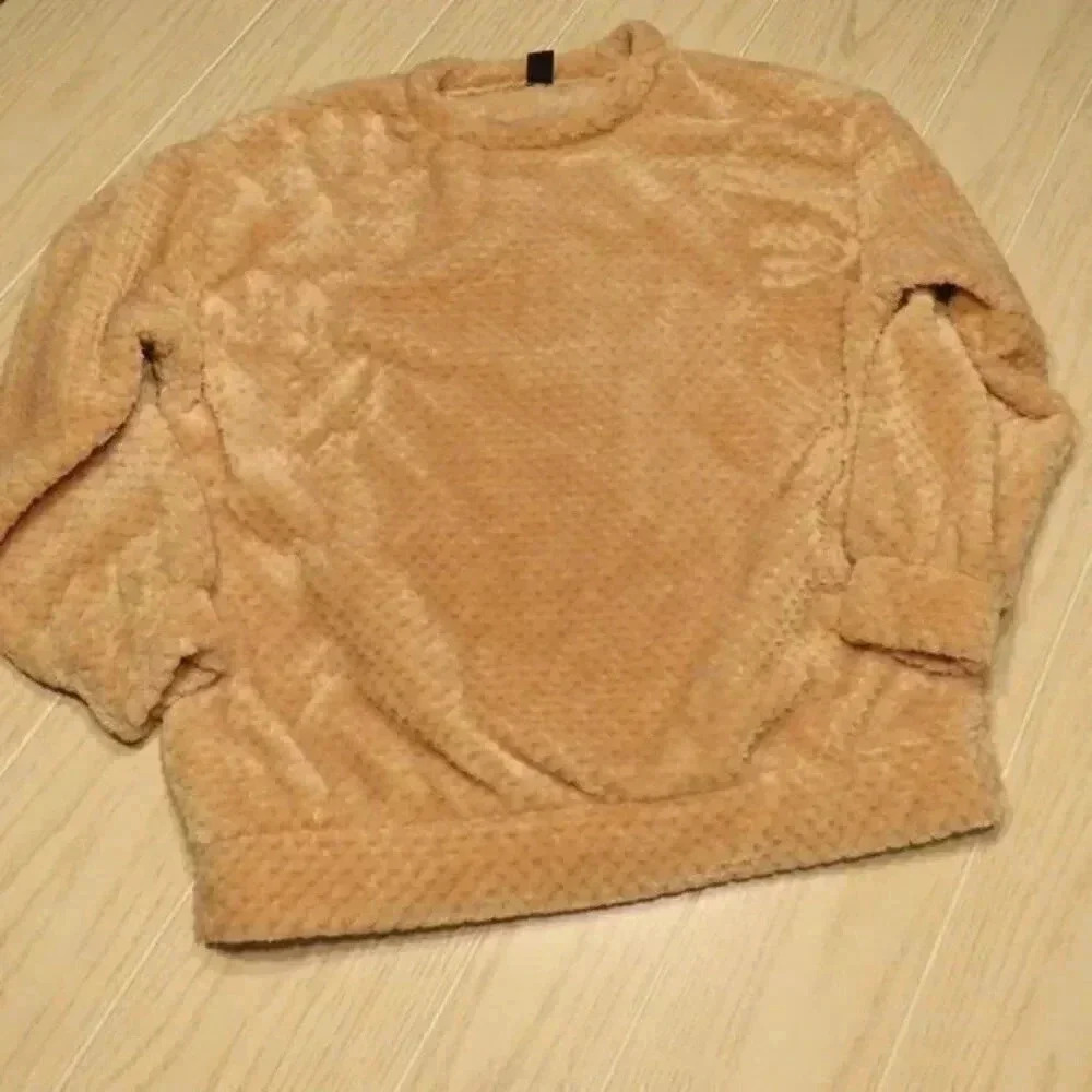 Soft & cozy velour sweatshirt